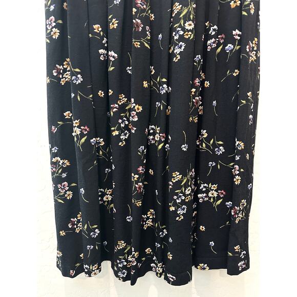 BRIGGS NEW YORK | Vintage Black Floral Pleated Midi Skirt | Size 12 - Picture 3 of 7